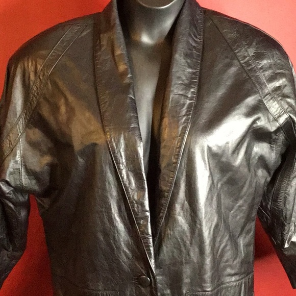 JARROD’S LEATHER COAT SIZE S* - Picture 2 of 5